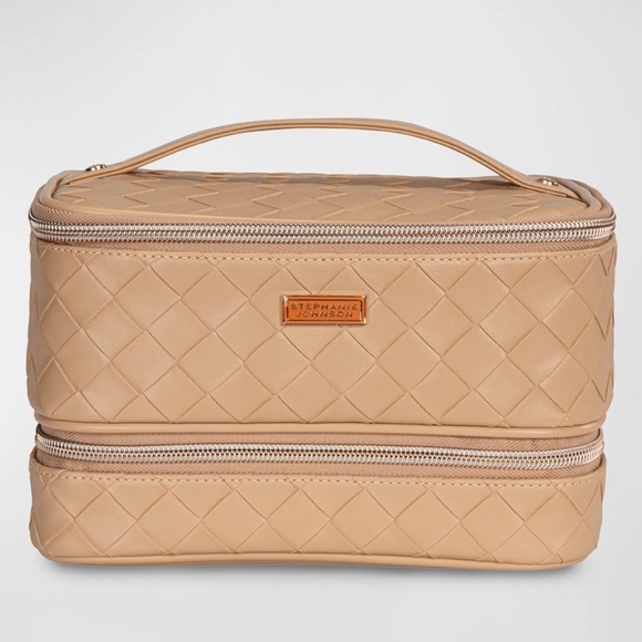 Stephanie Johnson Belize Jenny train case-NEW-interior bag not included-NWT - Picture 3 of 16